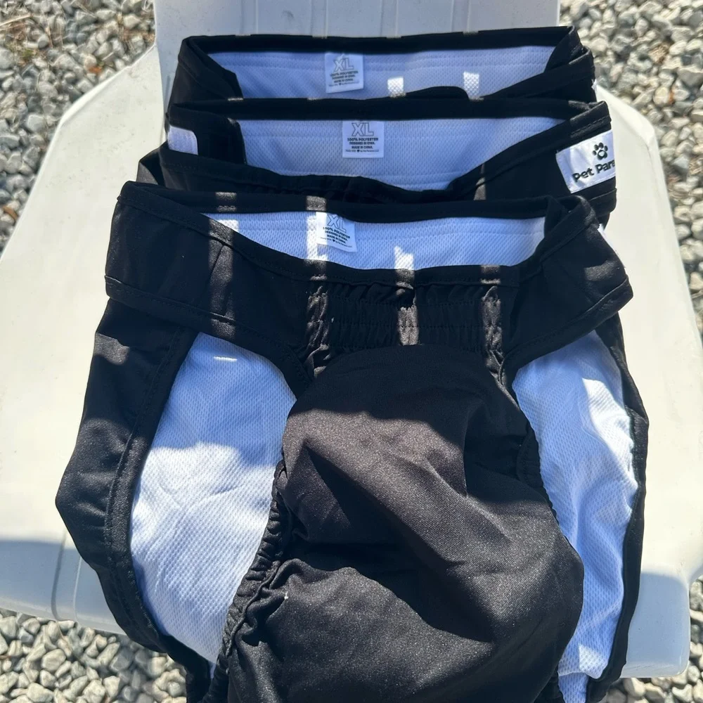 Pet Parents Black Dog Diapers